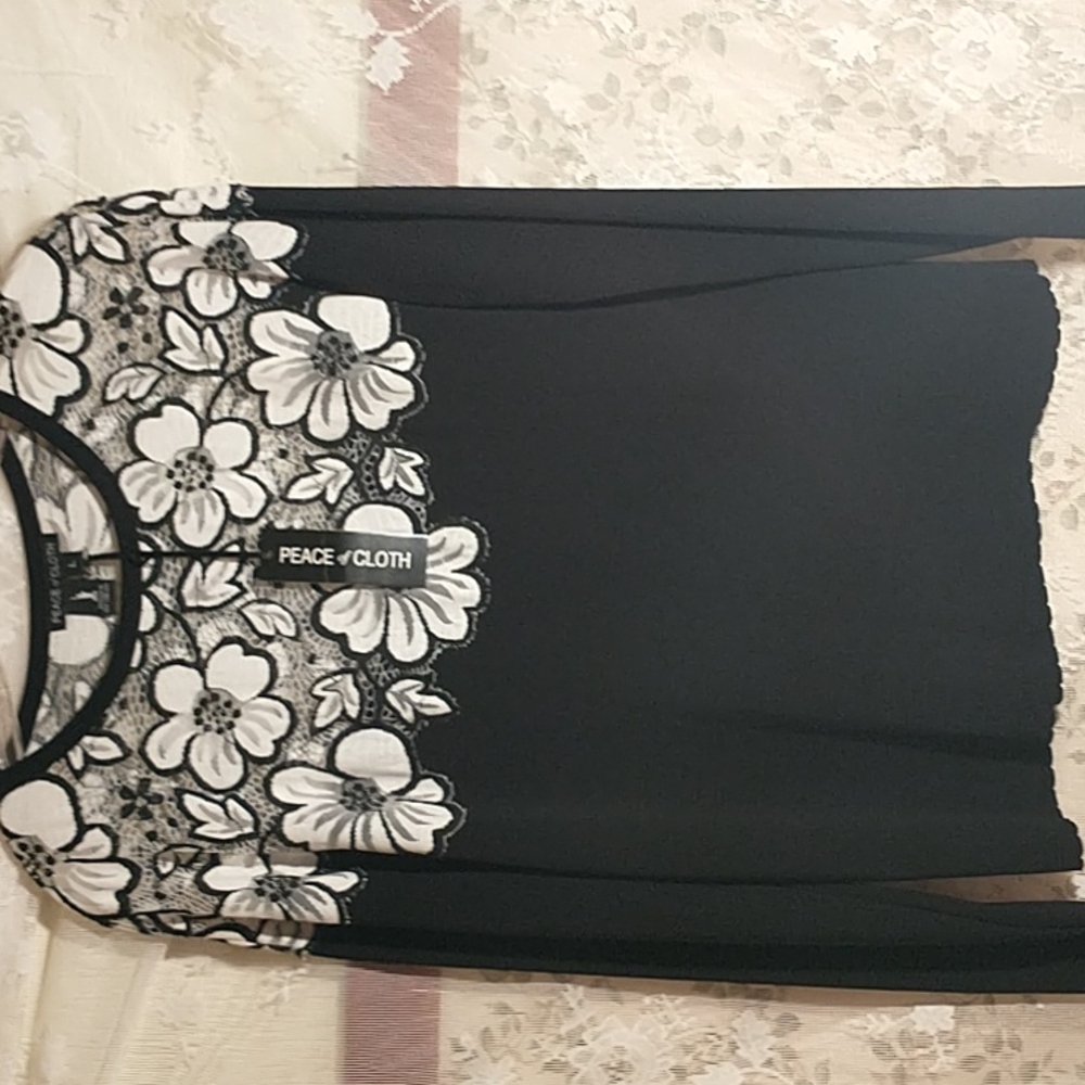 NWT Peace of Cloth black pull on sweater lace white floral top long sleeve sz LG